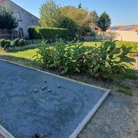 Le Marsiluga Maison 12 Pers A 6 Min Du Puy Du Fou Saint-Mars-la-Reorthe