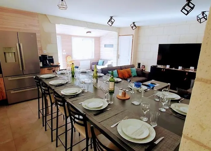 Le Marsiluga Maison 12 Pers A 6 Min Du Puy Du Fou